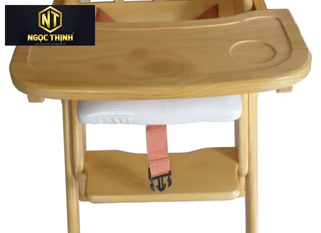 GHẾ GỖ ĂN DẶM TIỆN LỢI VÀ CHẤT LƯỢNG CHO BÉ